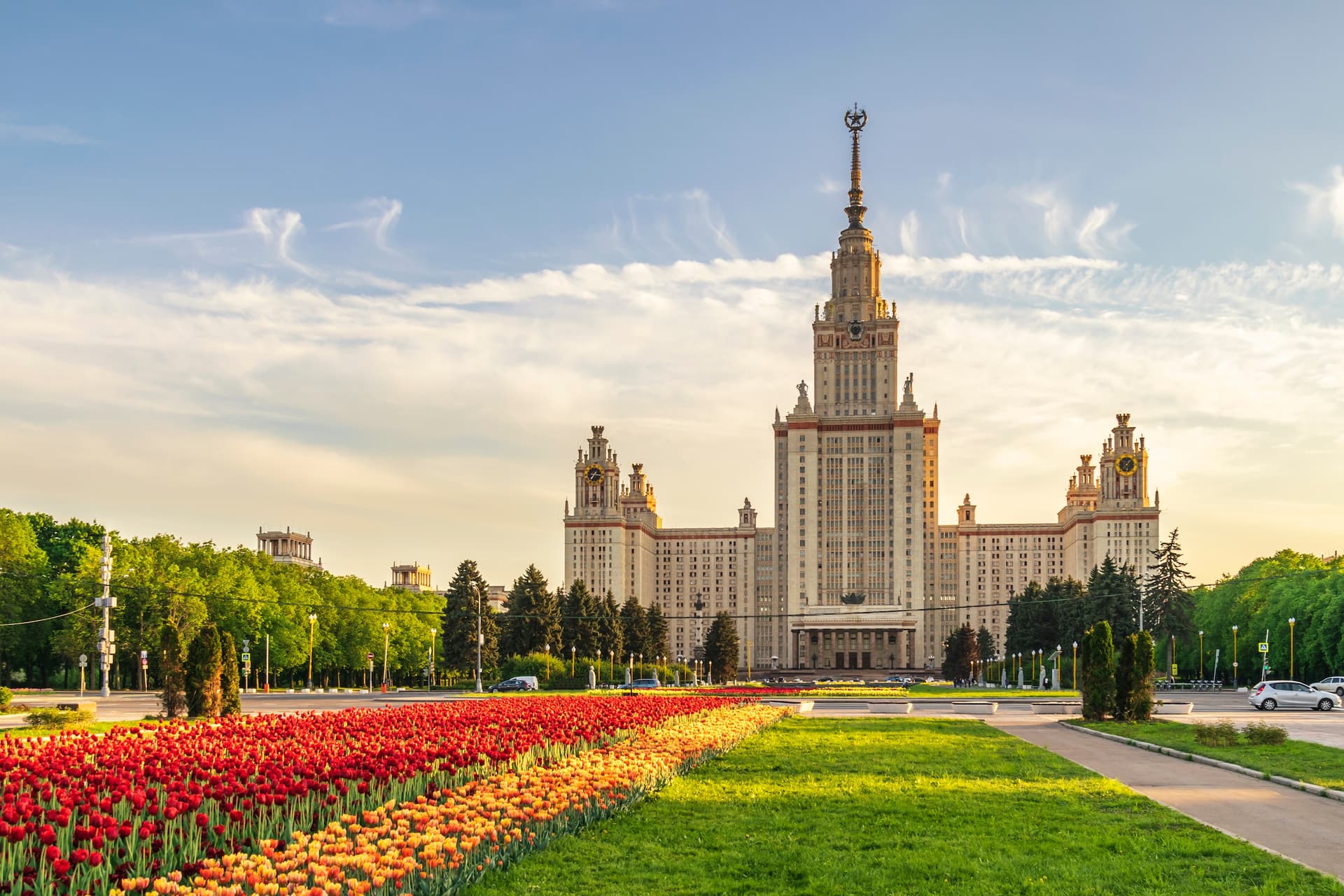 Favorite Russia Murmansk + Northern Light Aurora  Kremlin, Hermitage & Snow Mobile Experience