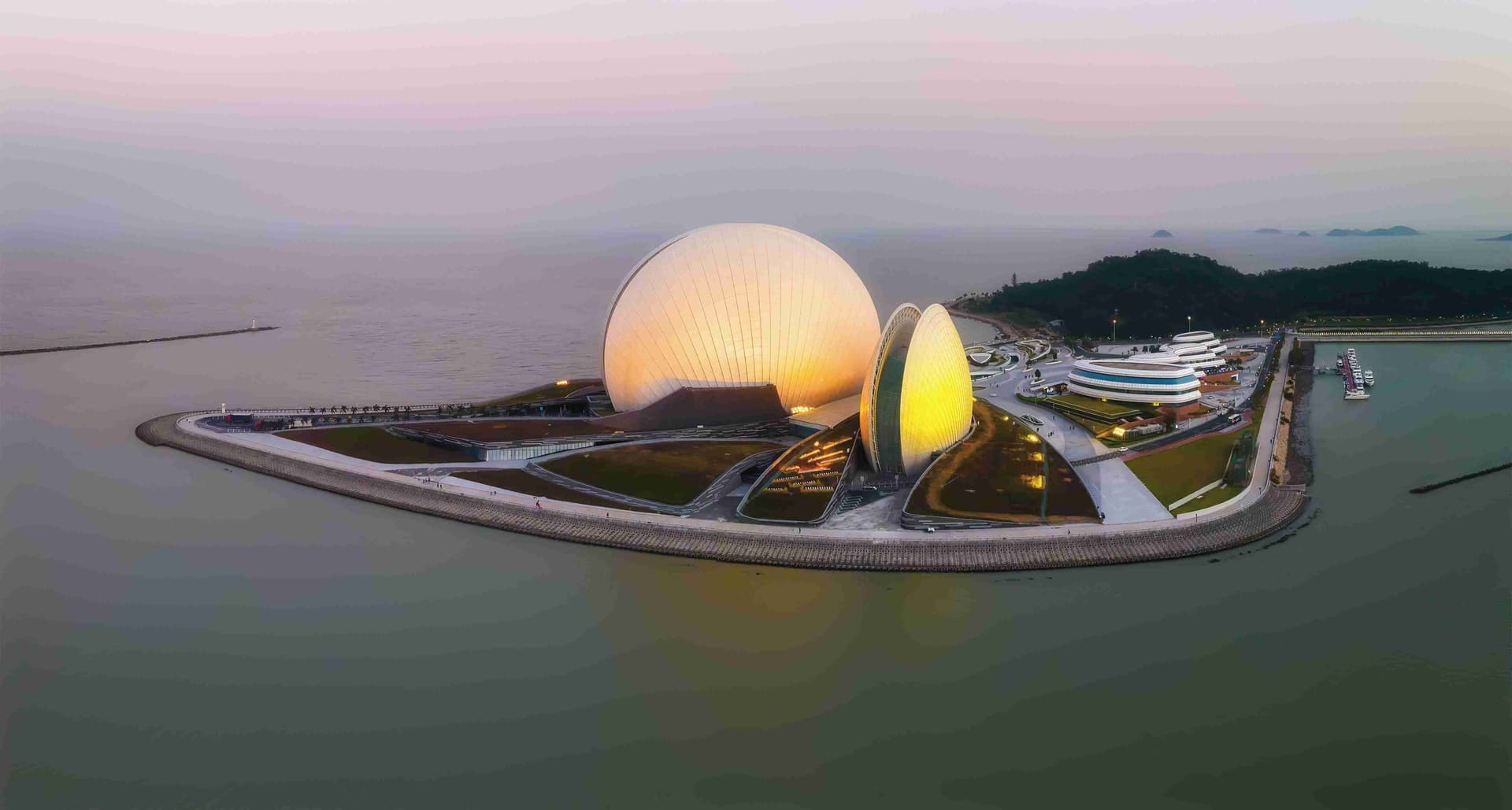 Favorite Pearl River Delta + Window Of The World & Victoria Peak Tram Ride